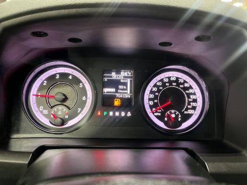 Used 2018 RAM 1500 ST w/ SXT Appearance Group image 26