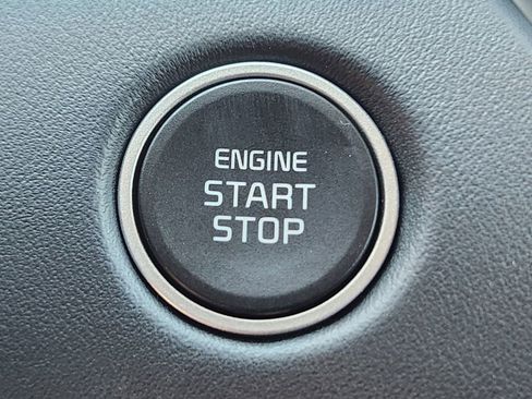 New 2026 Kia Seltos EX image 21