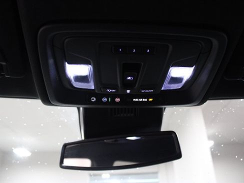 Used 2025 GMC Sierra 2500 AT4 AWD/4WD image 43