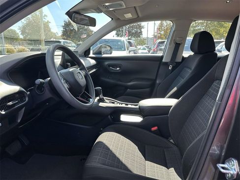 Certified 2023 Honda HR-V LX image 13