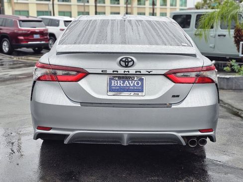 Used 2024 Toyota Camry SE image 6