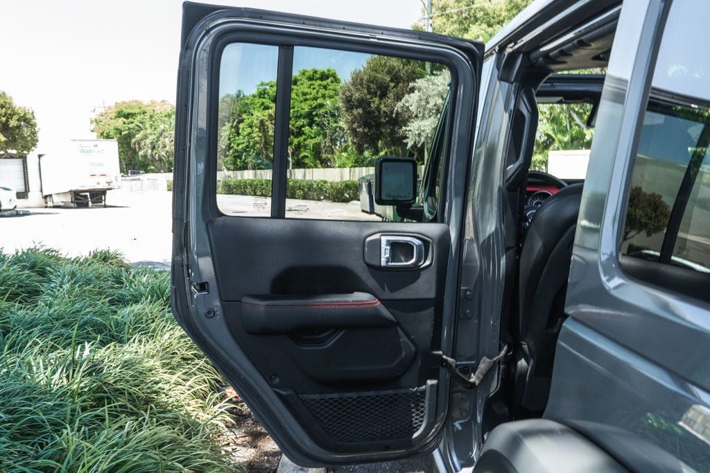 Used 2021 Jeep Wrangler Unlimited Rubicon AWD/4WD image 33