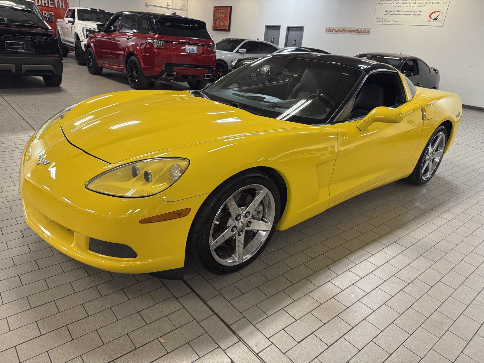 Used 2007 Chevrolet Corvette Coupe w/ Preferred Equipment Group RWD image 2