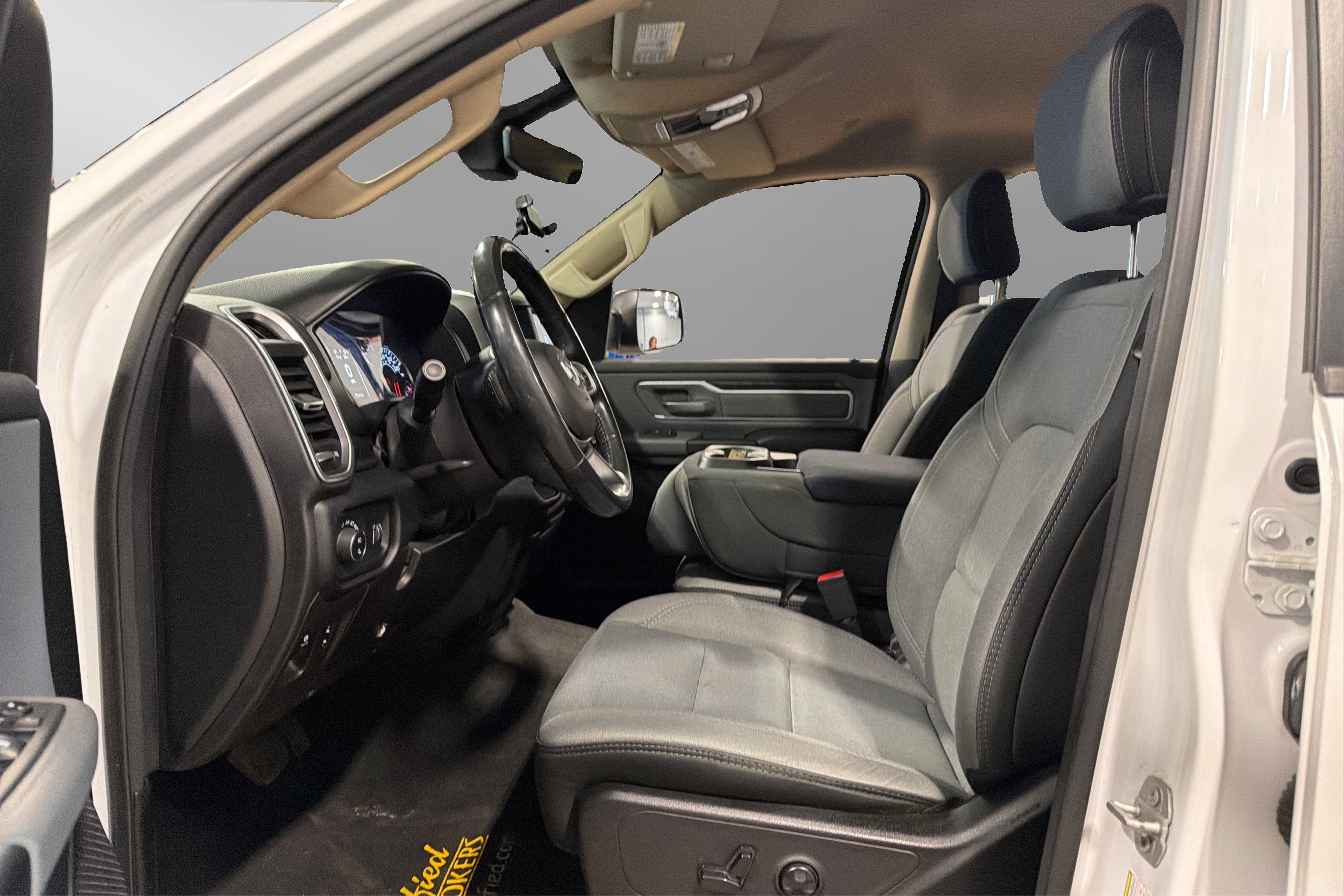 Used 2020 RAM 1500 Big Horn AWD/4WD image 17