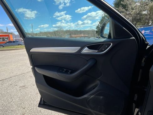 Used 2018 Audi Q3 2.0T Premium w/ Convenience Package image 20