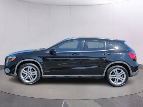 Used 2020 Mercedes-Benz GLA 250 4MATIC image 2