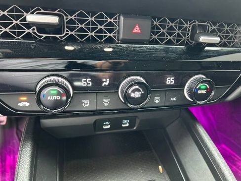 Used 2023 Honda Accord Sport image 11