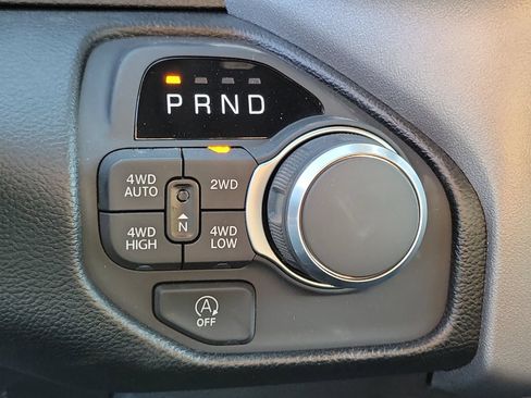 New 2026 RAM 1500 Big Horn AWD/4WD image 9