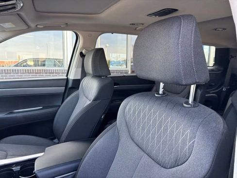 Used 2021 Hyundai Palisade SEL w/ Convenience Package AWD/4WD image 12