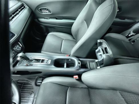 Certified 2022 Honda HR-V Sport image 16