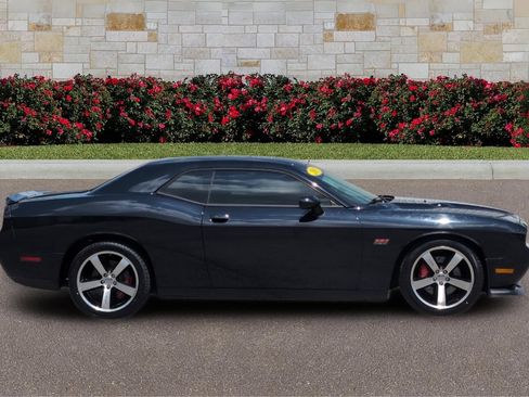 Used 2012 Dodge Challenger SRT8 RWD image 2