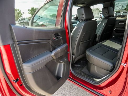 New 2026 Chevrolet Colorado LT w/ LT Convenience Package AWD/4WD image 24
