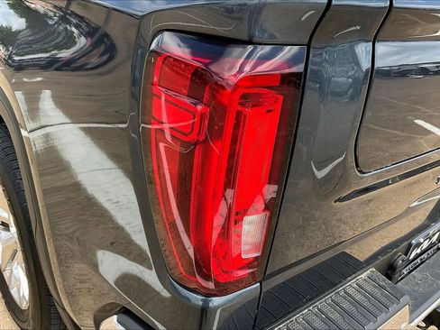 Used 2020 GMC Sierra 1500 SLT image 31