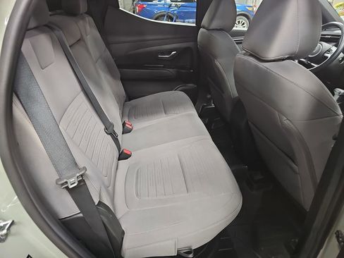 Used 2023 Hyundai Santa Cruz SEL Premium image 11