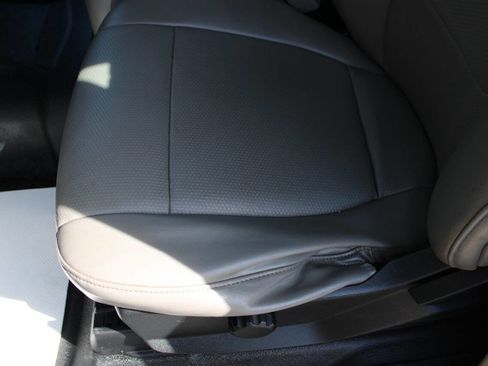 Used 2019 Ford F250 XL w/ Power Equipment Group AWD/4WD image 8