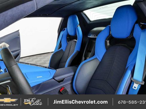 Certified 2025 Chevrolet Corvette Stingray Premium Conv w/ Z51 Performance Package RWD image 5