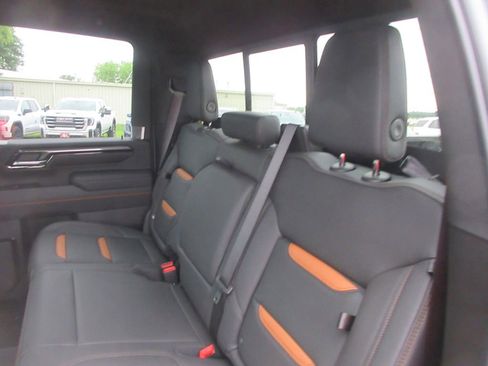 New 2026 GMC Sierra 2500 AT4 w/ AT4 Premium Plus Package AWD/4WD image 13