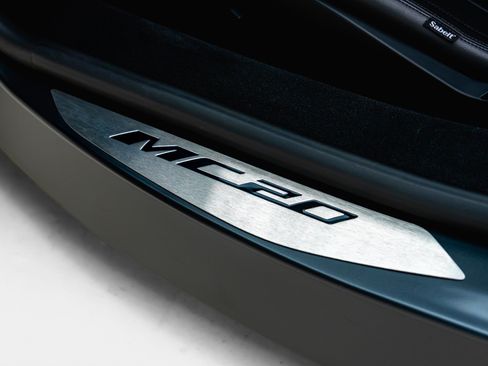 Used 2023 Maserati MC20 Coupe RWD image 40