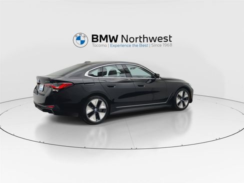 Used 2025 BMW i4 xDrive40i w/ Parking Assistance Package image 3