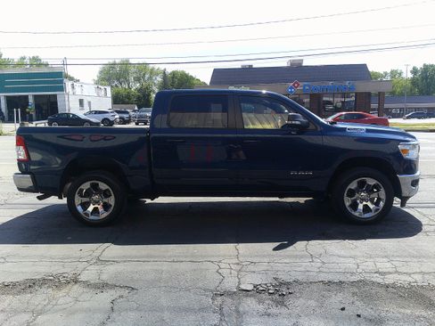Used 2022 RAM 1500 Big Horn AWD/4WD image 6