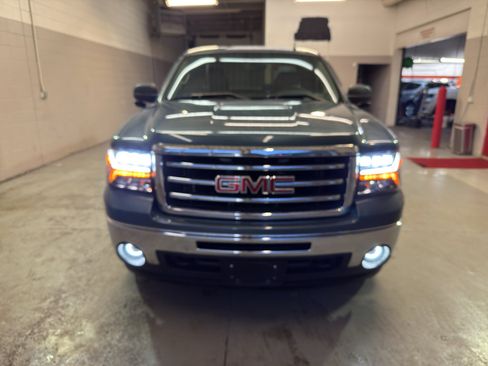 Used 2012 GMC Sierra 1500 SLE w/ Power Tech Package image 2