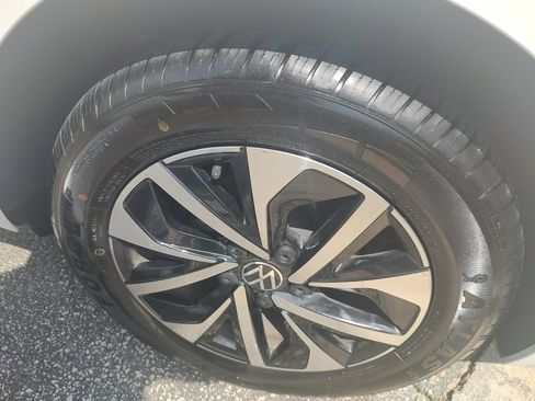 Used 2024 Volkswagen Jetta S FWD image 5
