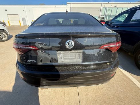 Used 2021 Volkswagen Jetta S image 14