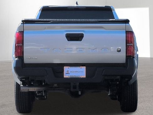 Certified 2026 Toyota Tacoma SR AWD/4WD image 6