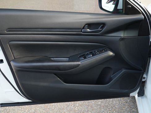 Used 2023 Nissan Altima 2.5 S image 13