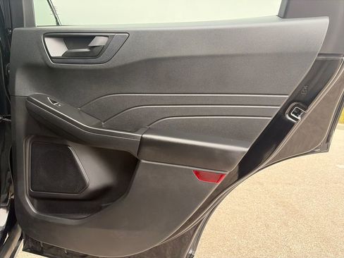 Used 2022 Ford Escape SE w/ Convenience Package image 35