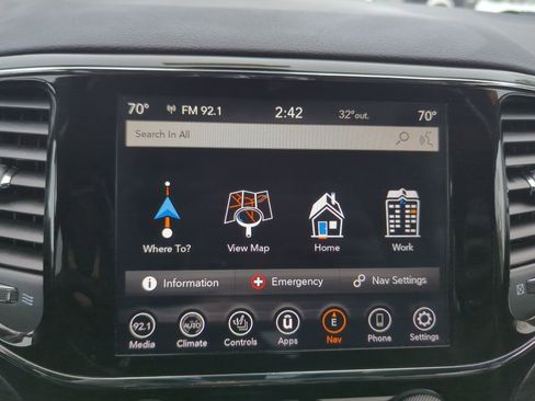 Used 2020 Jeep Grand Cherokee Laredo w/ Quick Order Package 2BN North image 21