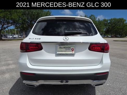Used 2021 Mercedes-Benz GLC 300 image 4