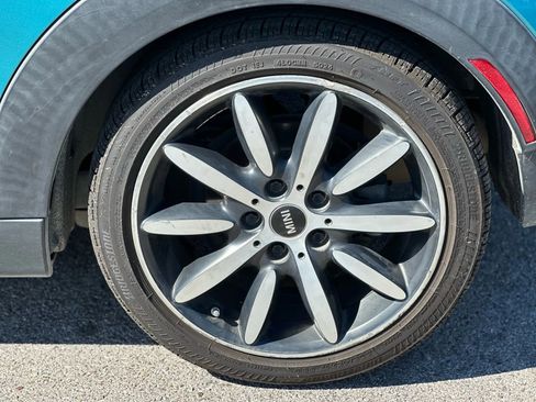 Used 2017 MINI Cooper S image 32