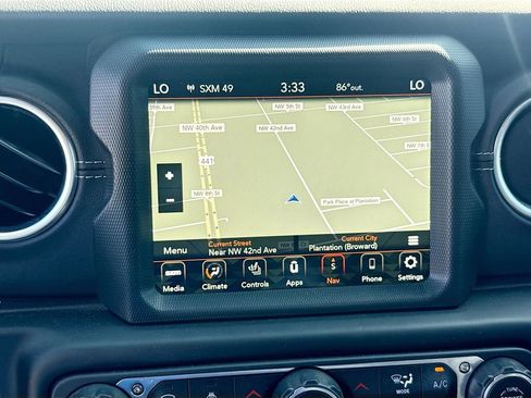 Used 2023 Jeep Wrangler Unlimited Sahara w/ Cold Weather Group image 16