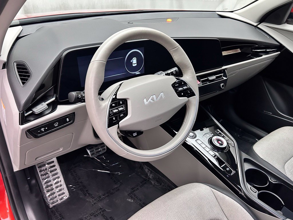 Used 2023 Kia Niro Wave FWD image 11