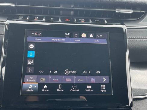 Used 2023 Jeep Grand Cherokee L Altitude image 40