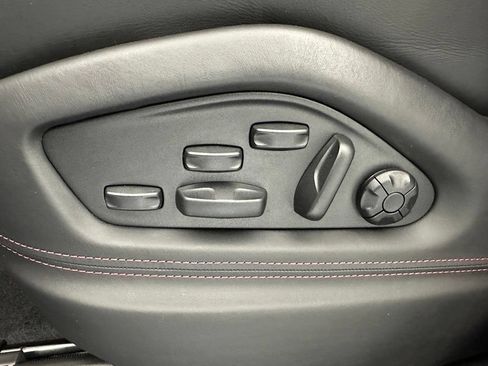 Certified 2024 Porsche Cayenne Turbo GT AWD/4WD image 23