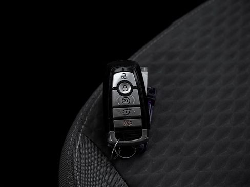 Used 2022 Ford Escape SE w/ Convenience Package image 71