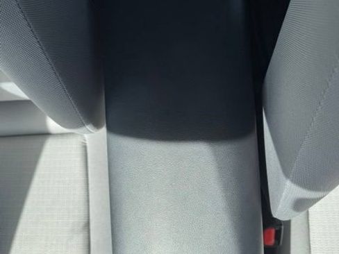 Certified 2023 Toyota Prius LE FWD image 28