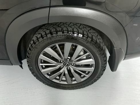 Used 2024 Nissan Pathfinder SL w/ SL Premium Package image 33