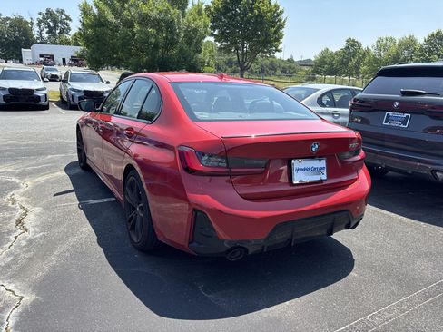 Used 2024 BMW 330i Sedan w/ M Sport Package RWD image 19