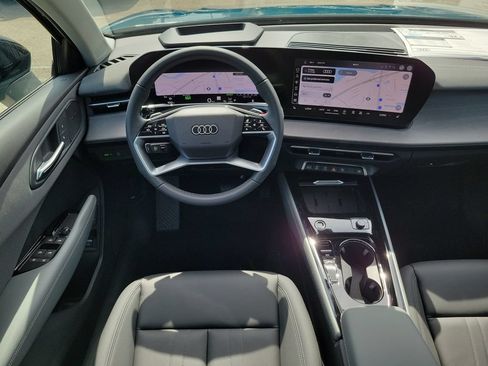New 2026 Audi Q3 quattro 2.0T AWD/4WD image 22