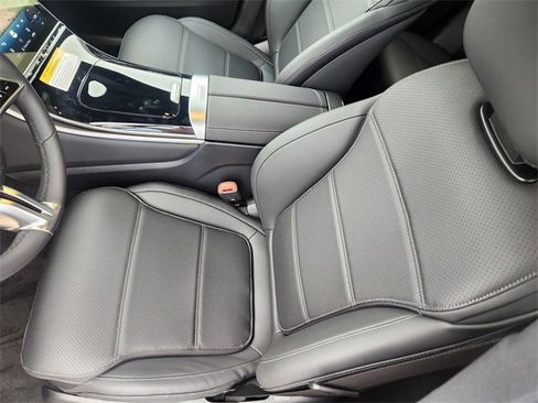 New 2026 Mercedes-Benz GLC 300 4MATIC image 8