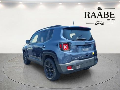 Used 2023 Jeep Renegade Altitude w/ Convenience Group I AWD/4WD image 14