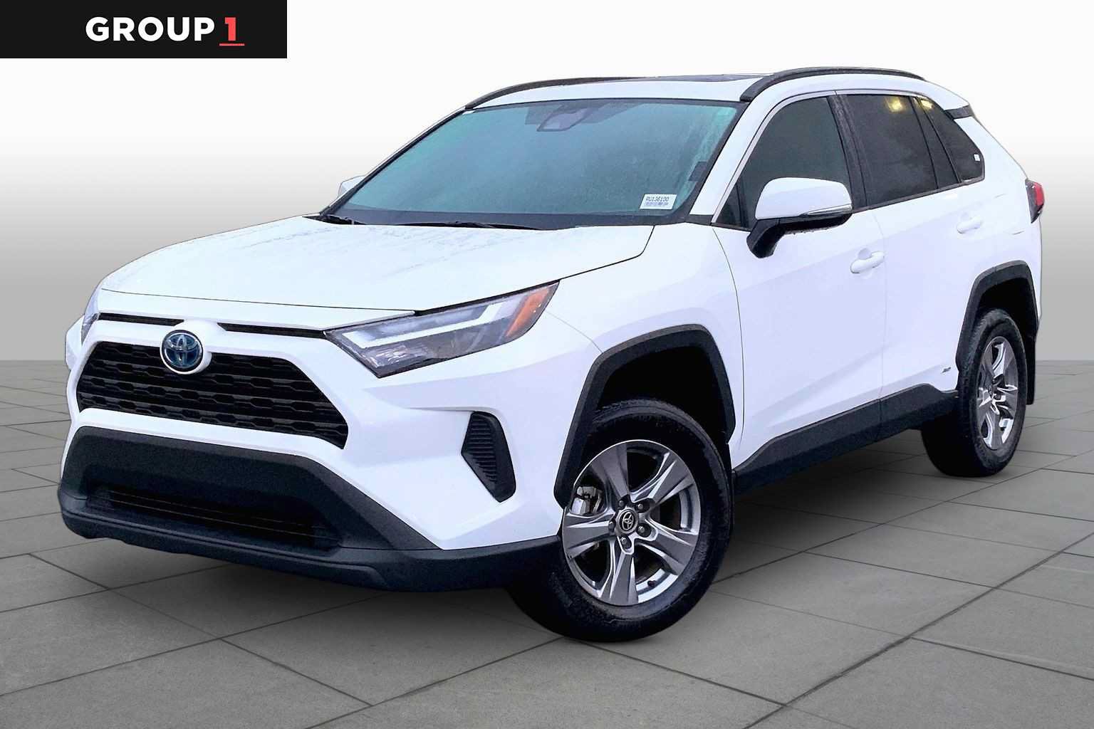 Used 2024 Toyota RAV4 XLE w/ Convenience Package AWD/4WD image 1