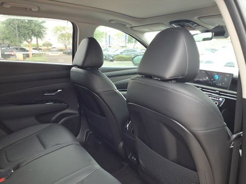 New 2026 Hyundai Tucson Limited image 8