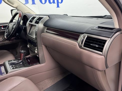 Used 2017 Lexus GX 460 AWD/4WD image 14