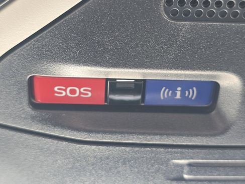 New 2025 Subaru Outback Premium image 27