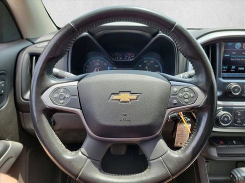 Used 2018 Chevrolet Colorado LT RWD image 16
