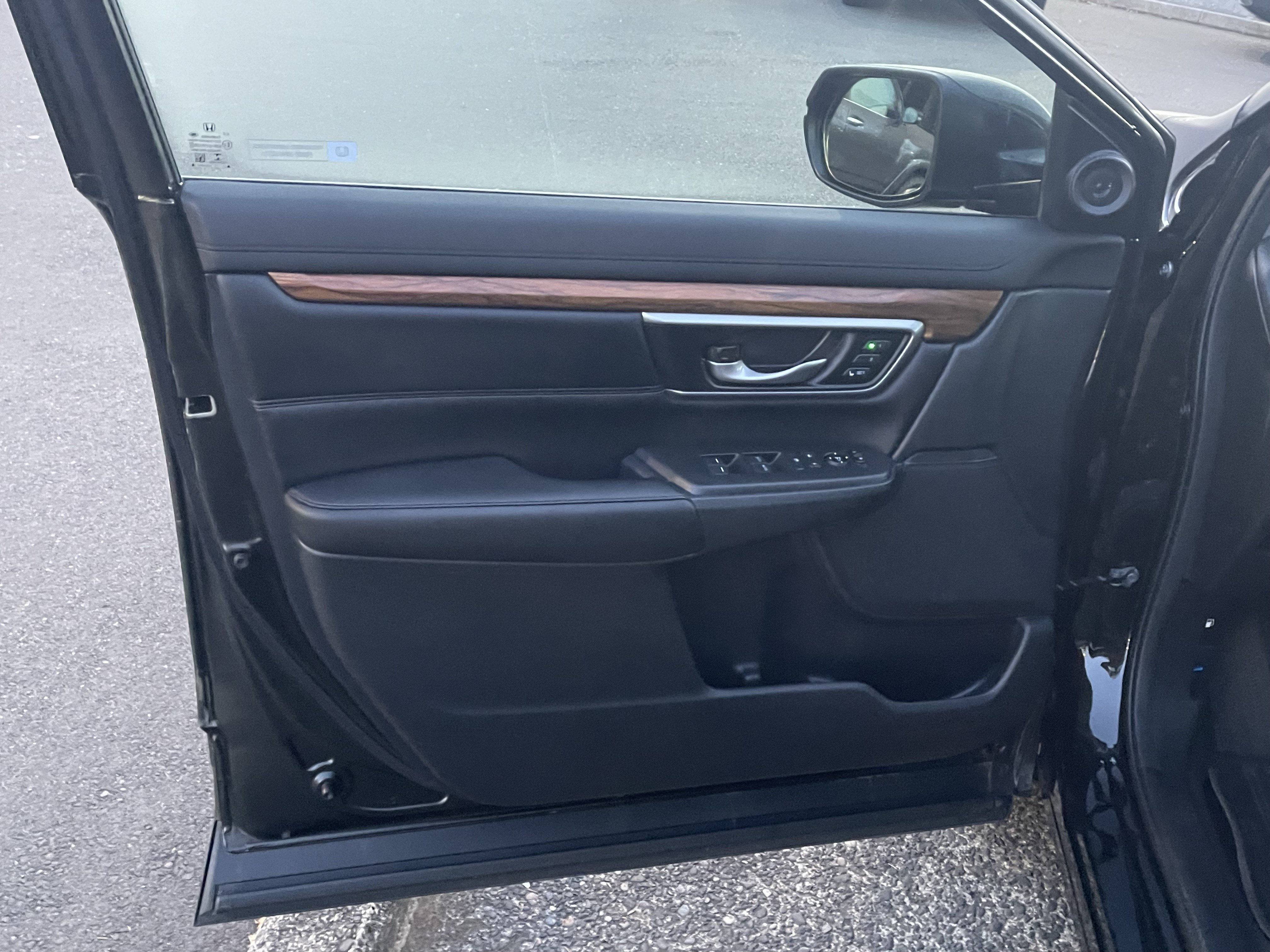 Used 2017 Honda CR-V Touring image 16